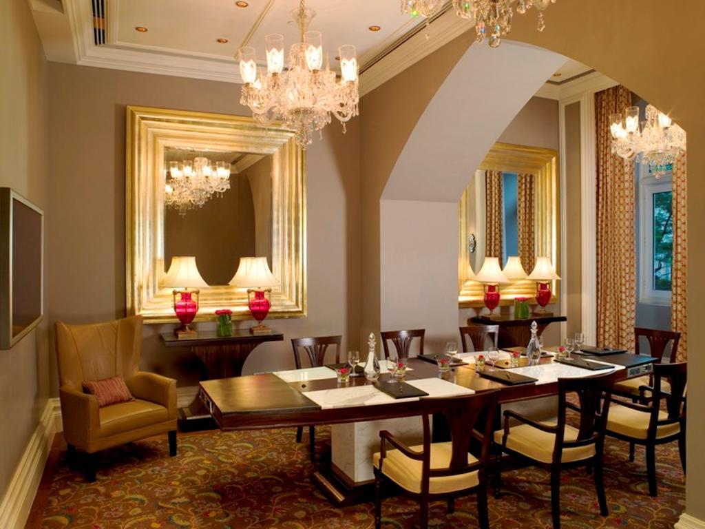 The Taj Mahal Tower, 5* Bombaj